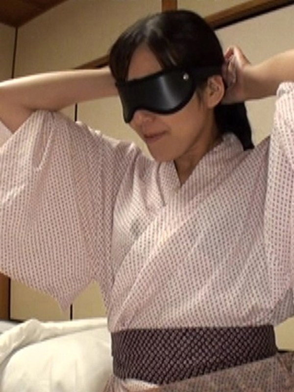 [Special Price] POV Porn Starring The Beautiful Mature Woman, "Shiho Aoi" In An Outdoor Hot Spring. When I Pleasure Her Nipples She Says "My Nipples Are My Weakness". She Gives An Amazing, Wet Blowjob. She Looks Sexy As She Squirms With Pleasure Receiving Cunnilingus From Behind...