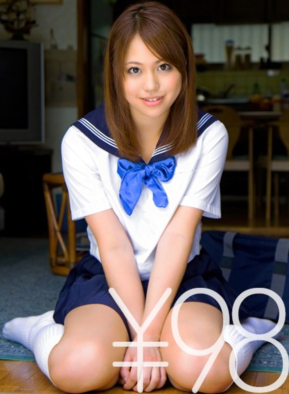 [Special Value] While My Parents Were Away, I Had Cosplay Sex With My Girlfriend, Asuka. I Made Her Change Into Her Gym Clothes, And Even Though She Didn't Want To, I F****d Her To Give Me A Blowjob. And Then I Pumped Her From Behind Until She Could Barely Stand, And Then As She Collapsed I Followed Up With Some Backdoor Pumping. And Then I Relentlessly Piston-Pounded Her In The Missionary Position And Gave Her A Facial Bukkake. Asuka Iwasa 