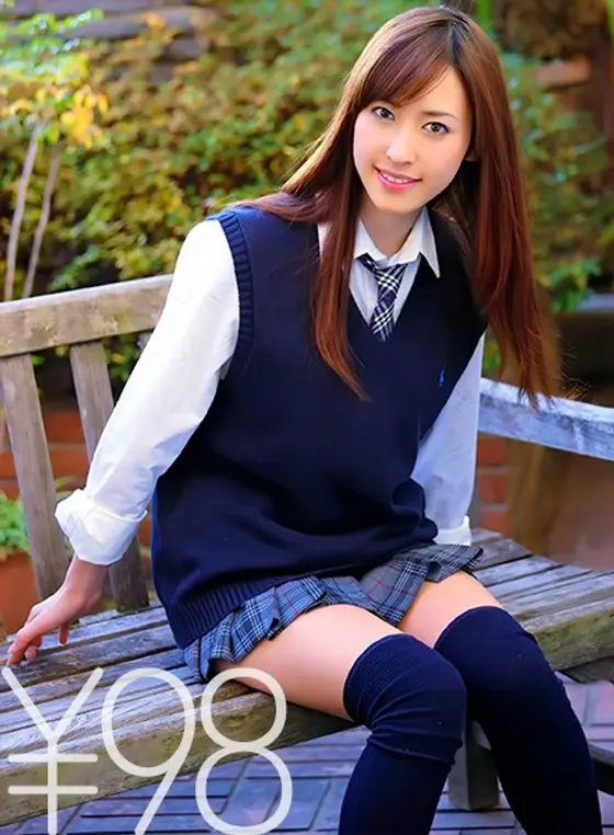 [Special Value] The Beautiful Girl Maho-chan Is Having Debut Sex. She's Nervous When She Gets Penetrated For The First Time, But It Feels So Good. Starting With The Missionary Position, To Standing Backdoor Sex, She'll Raise Her Leg And Let You Enter Her From Behind. She'll Give You A Nice Blowjob And D***k Down All Of Your Loving Cum, And Offer Up Her Pussy For You To Take Her Behind. After A High-Speed Pussy-Pounding Missionary Position Fuck, She Experiences Her First-Ever Massive Cum Face Semen Splatter And Cleanup Blowjob Maho Uruya