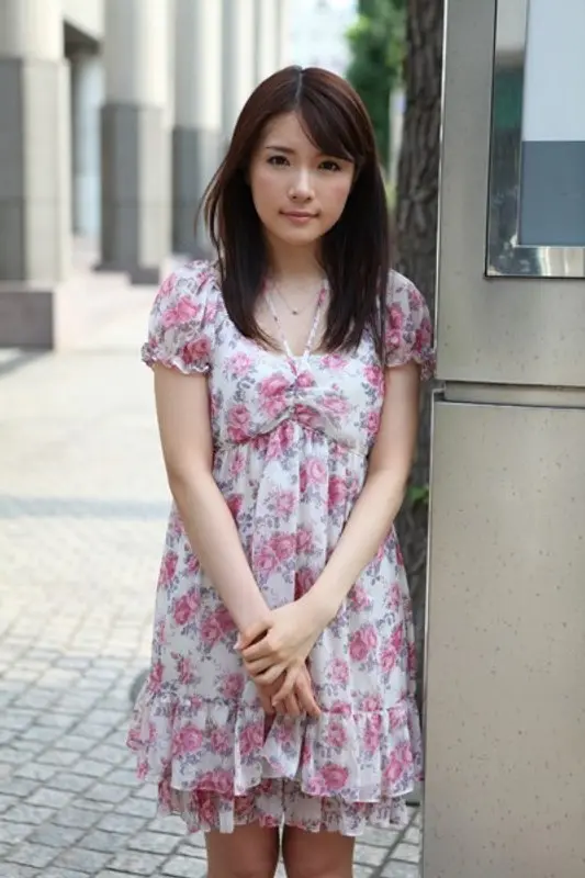 さき 21才