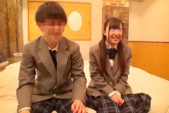 A plan to give male and female friends who go to the same school a 'timed condom that will definitely break' and give them a surprise creampie! Male and female classmates try a continuous ejaculation mission at a love hotel! The sperm that had accumulated inside the rubber suddenly broke the condom and ejaculated in an unexpected large amount inside the vagina! ! 2 Misaki