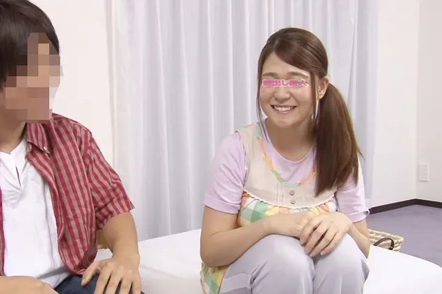 I love children! Limited to amateur big-breasted ladies who always have a smile on their faces! When I ask her to give me a breastfeeding handjob, which is a virgin's dream, the kind-hearted new kindergarten teacher and daycare worker will be stimulated by her big breasts and motherly love, and will have sex with me! ? Hikari