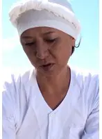 地方の海女さんと仕事終わりに波の音を聞きながらの濃厚SEX！焼けた肌が淫靡に映える濃厚SEX！