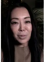 清楚な出で立ちとは裏腹の隠れ淫乱五十路熟女の初AV出演！プロの男優にめちゃくちゃにして欲しい！SEX大好き淫乱絶頂イキ！