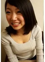 何事にも早い旦那に不満たらたらの真面目そうな保険外交員の人妻さん。保険の契約前に欲求不満解消の淫乱ハメまくりSEX！