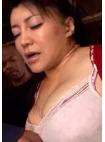 薄暗く汚い倉庫で屈強な黒人4人のメガチ〇ポに貫かれ終わらない連続中出しSEX！