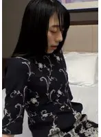 大荷物の上京したての若妻さんをナンパしてホテルにINで即ハメSEX！