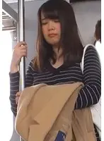 もしかして触ってる！？感じてはイケナイ、でも欲求不満の熟れたカラダは性欲に溺れ有り得ない場所で他人棒の激ピスに理性を失いイキ果てる！