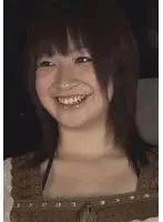 色白BODYの東北生まれの可愛い素人娘！まだ都会に慣れていないのかウブな感じが堪らない！世の中の厳しさを教えるべく勝手に中出ししちゃったらガン泣きされてスタッフ一同困惑しちゃって大慌て！！